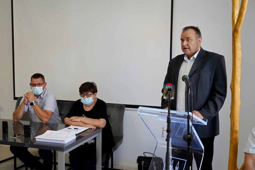 cazma konstituirajuca sjednica (17)