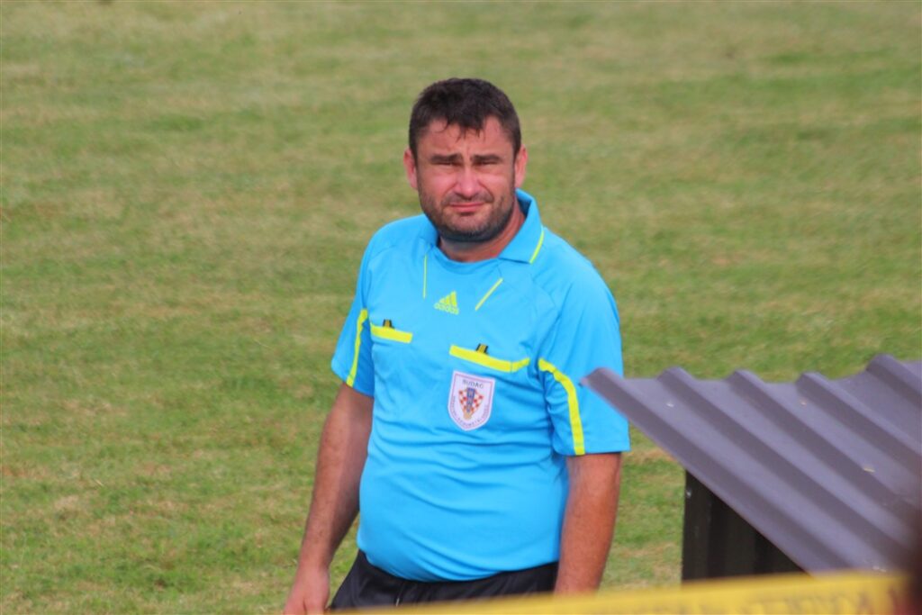 cvrstec starigrad - 03