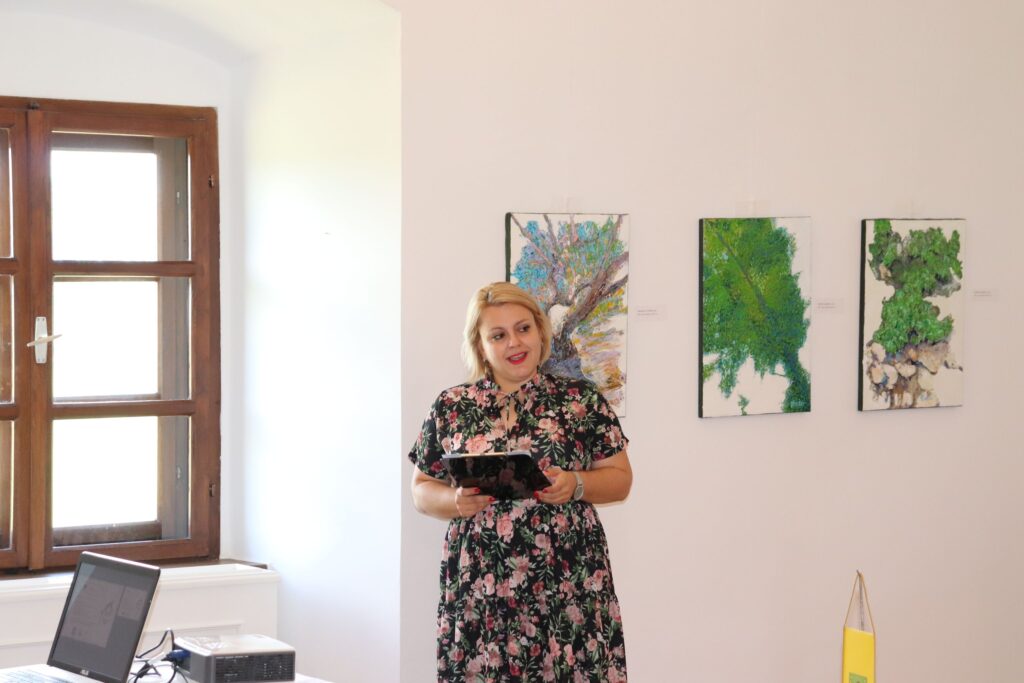 208517650_337638594588227_4834797175986471036_n