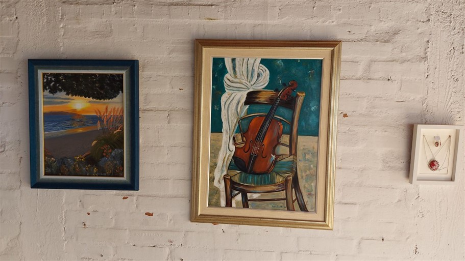 IMG-8db43e544aac4981aa165be98060748f-V