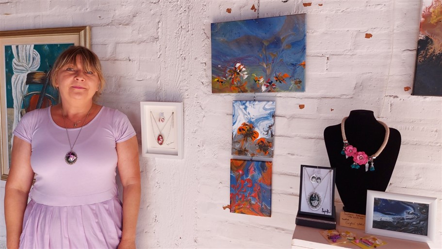 IMG-fd8ae17e8788d4daf8ce72f72b9c6e52-V