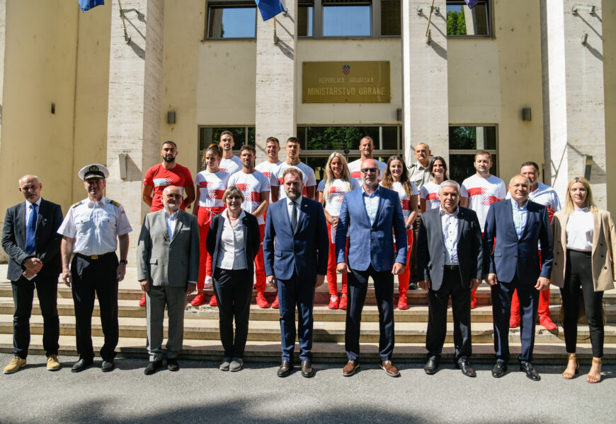 Ministar Banožić primio vrhunske sportaše, pričuvnike HV-a, uoči odlaska na OI