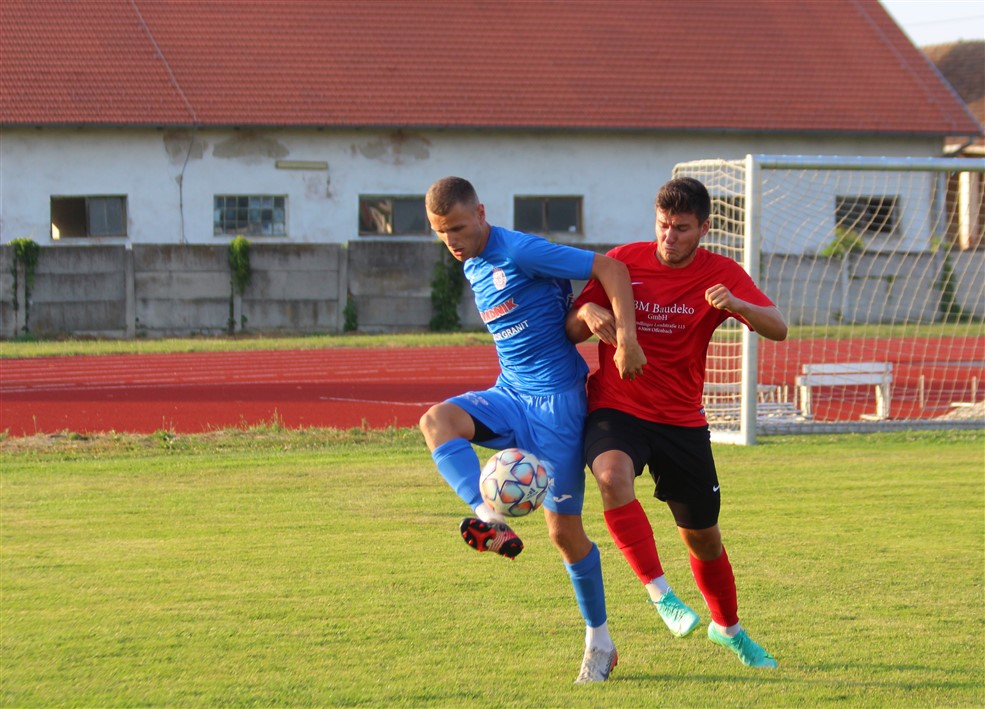 NOGOMET RADNIK KRIZEVCI VRBOVEC 19