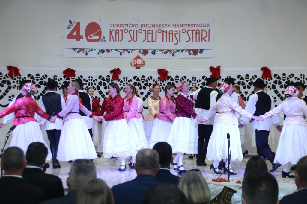 kaj36