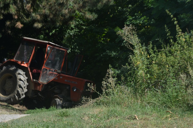 U prevrtanju traktora teško ozlijeđen 72-godišnjak