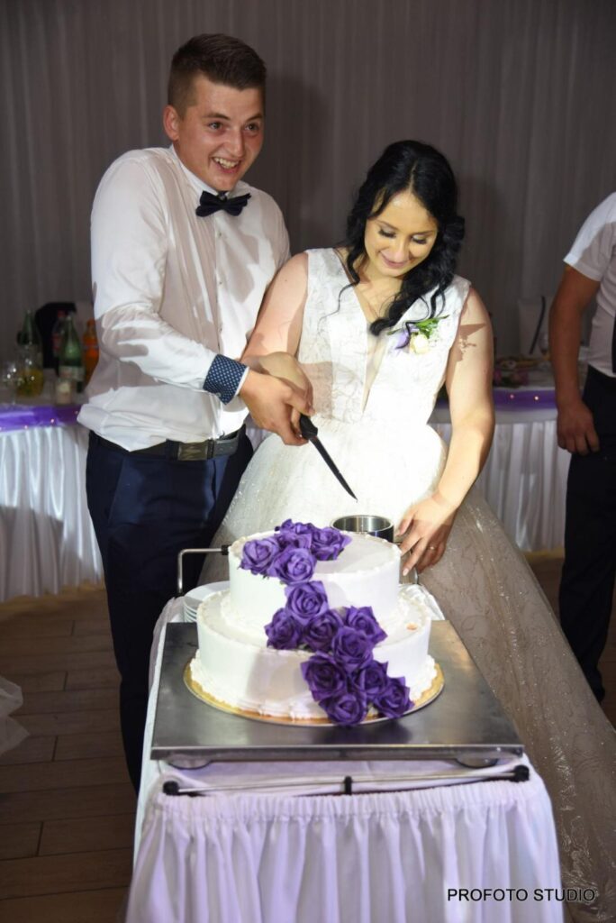 240039898_1515771302109347_5052252601038284977_n