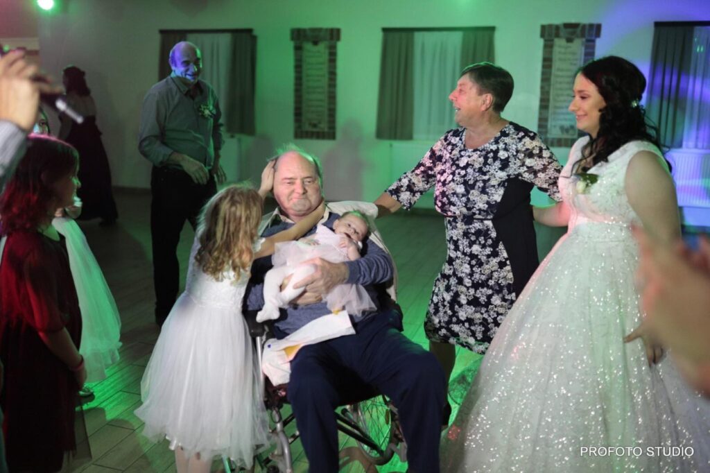 240392280_940887756461468_2773710307146430957_n