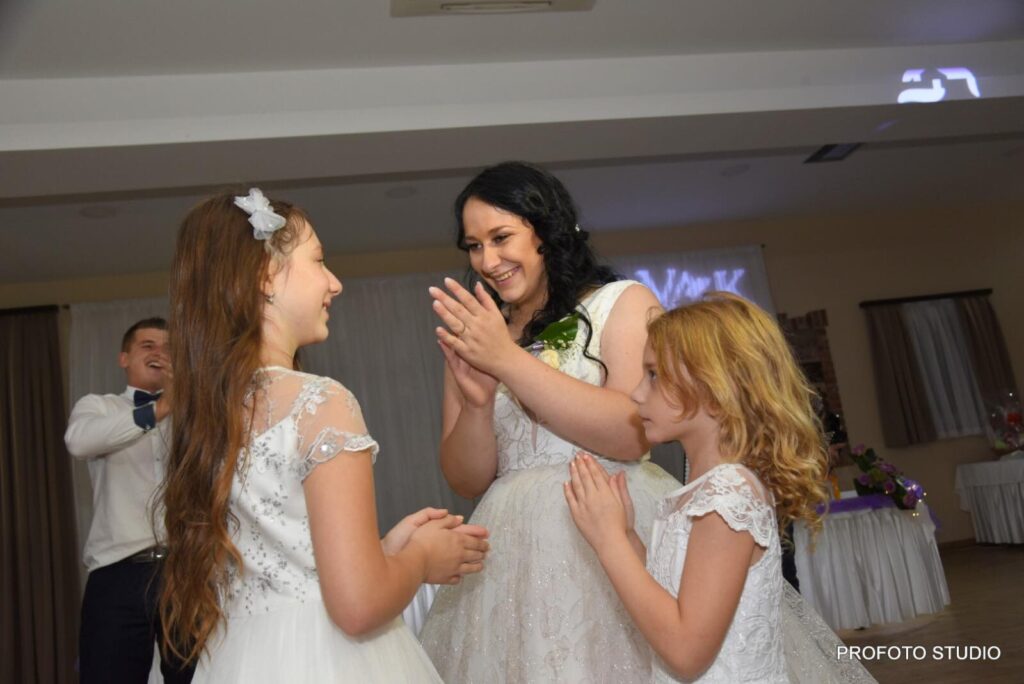 240976300_397427298687287_7811550417161917860_n