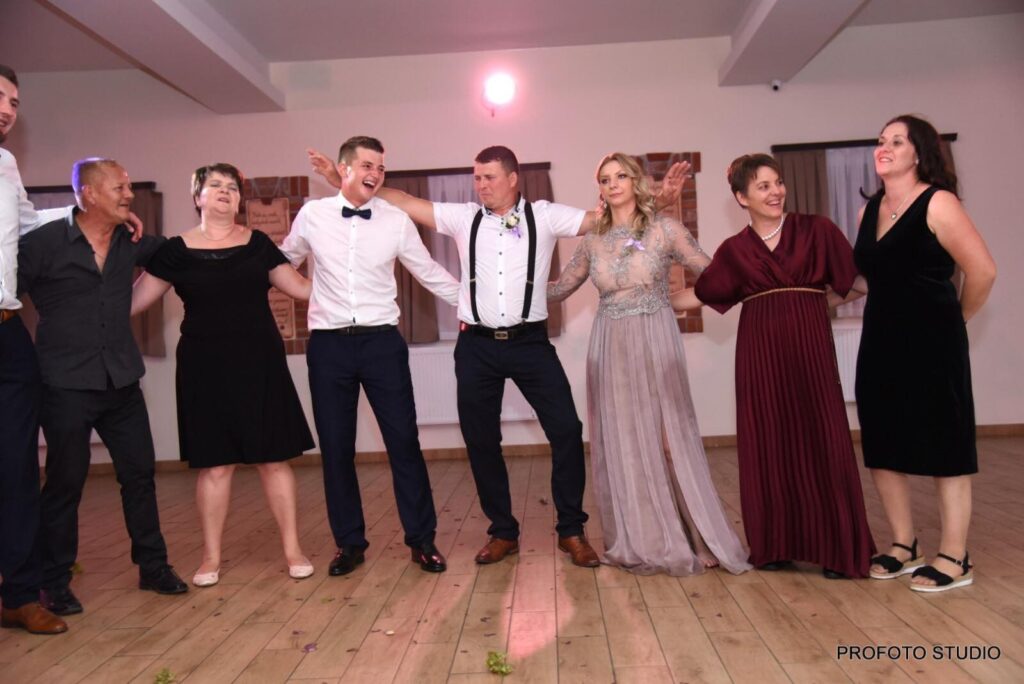 241388892_4146052498847735_1707106402864769258_n