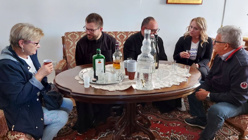 242758519_365253898605366_8105701443824947337_n