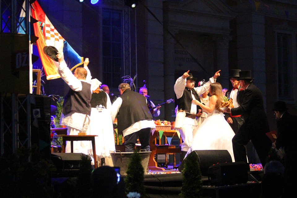 53 krizevacko veliko spravisce -predstava pomirba76