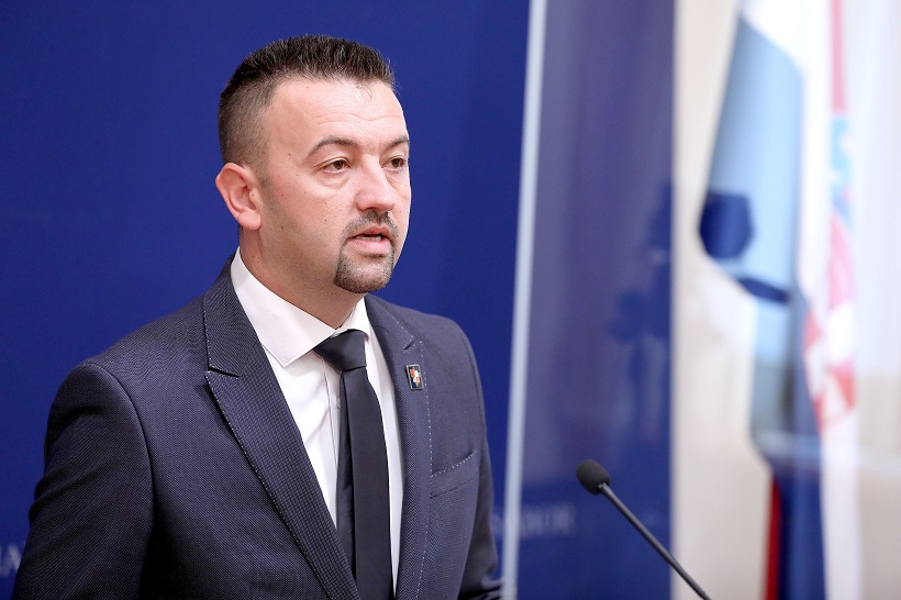 Suverenisti traže opoziv ministrice Vučković zbog uništavanja svinjogojstva
