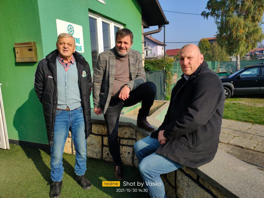 250329921_972914173263878_2041020535192302679_n