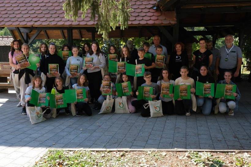 Ucenici osnovne skole Basaricek