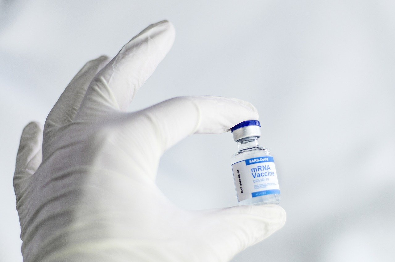 Europska komisija odobrila ažurirano cjepivo protiv covida-19