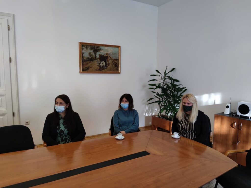 img-20211019-wa00015065806321334455715