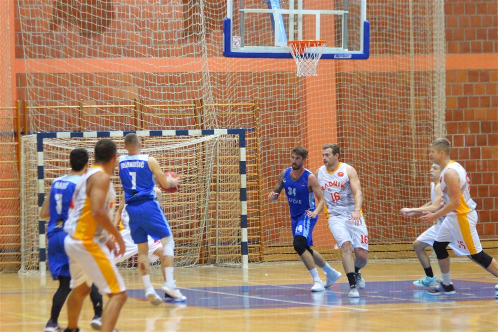 kosarka radnik graficar04