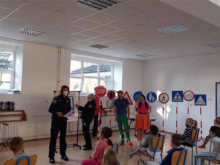 policija mjuzikl (4)