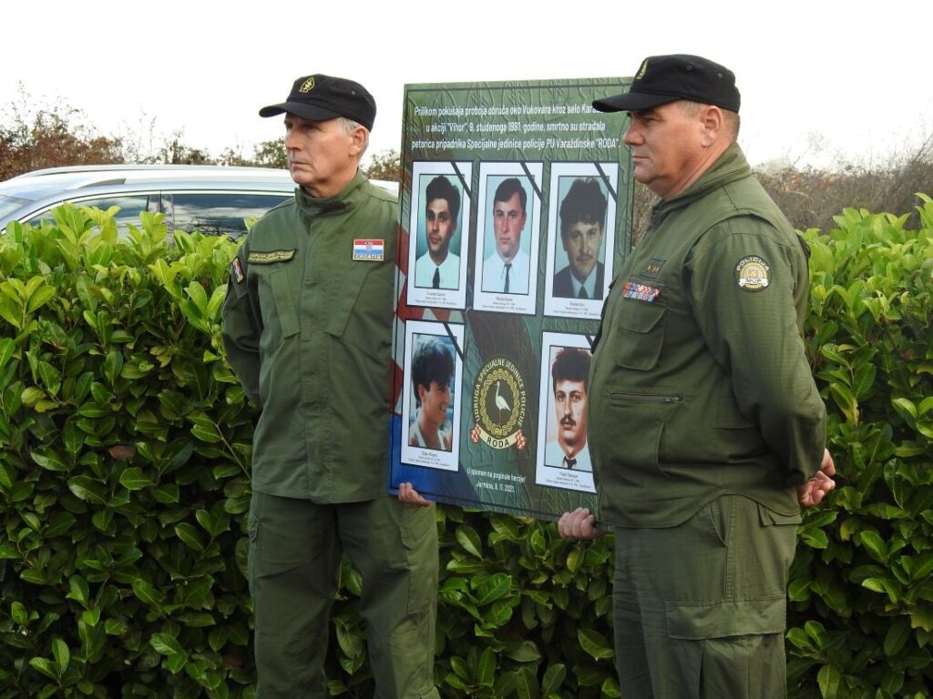 255394466_262451209245715_6839404831528343180_n