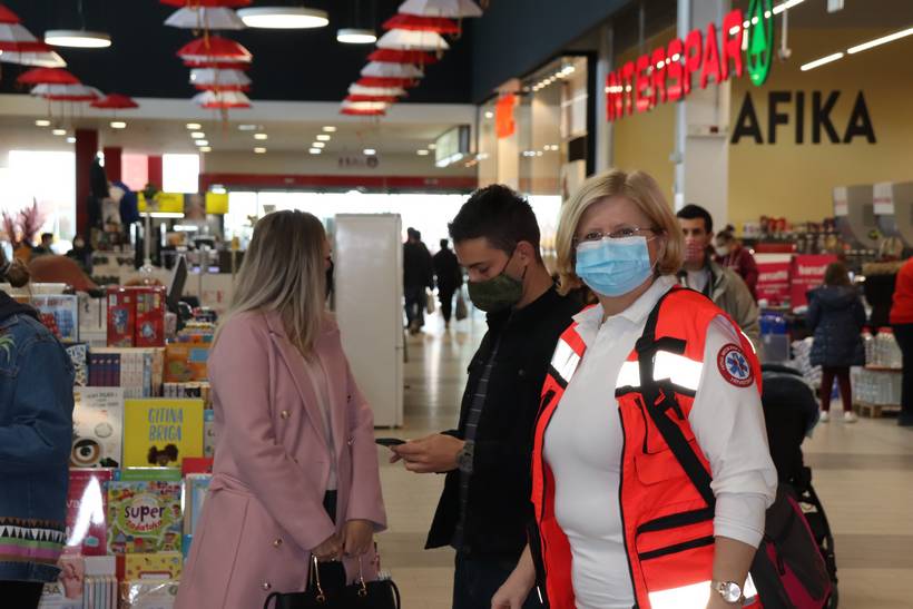 crveni križ supernova (9)