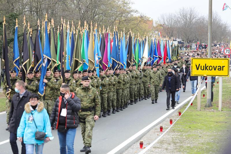 Kolona sjećanja dostojanstveno prošla Vukovarom