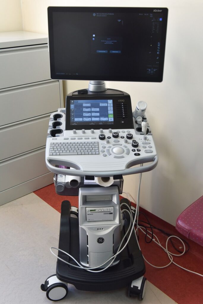 Foto 4_donirani uređaj_UZV color doppler
