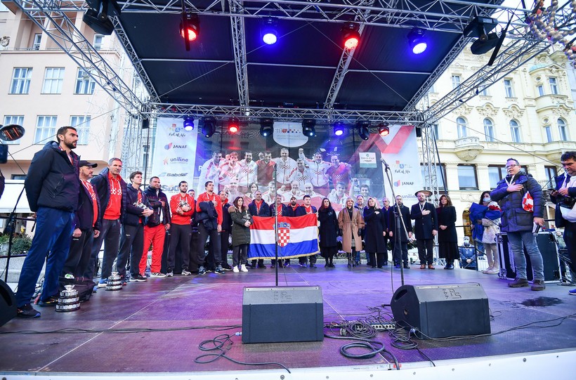 Zagreb: Doček srebrnih tenisača na Trgu bana Jelačića