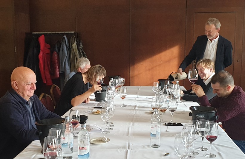 S mjehurićima u Novu godinu; odlični pjenušci proizvode se u svim vinorodnim područjima Hrvatske