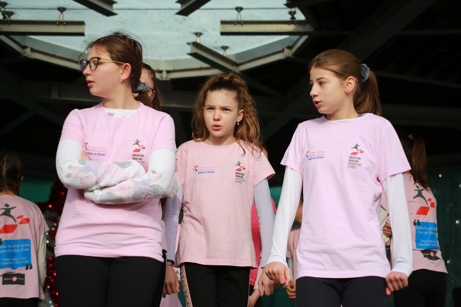 adventski-ples-2021-15