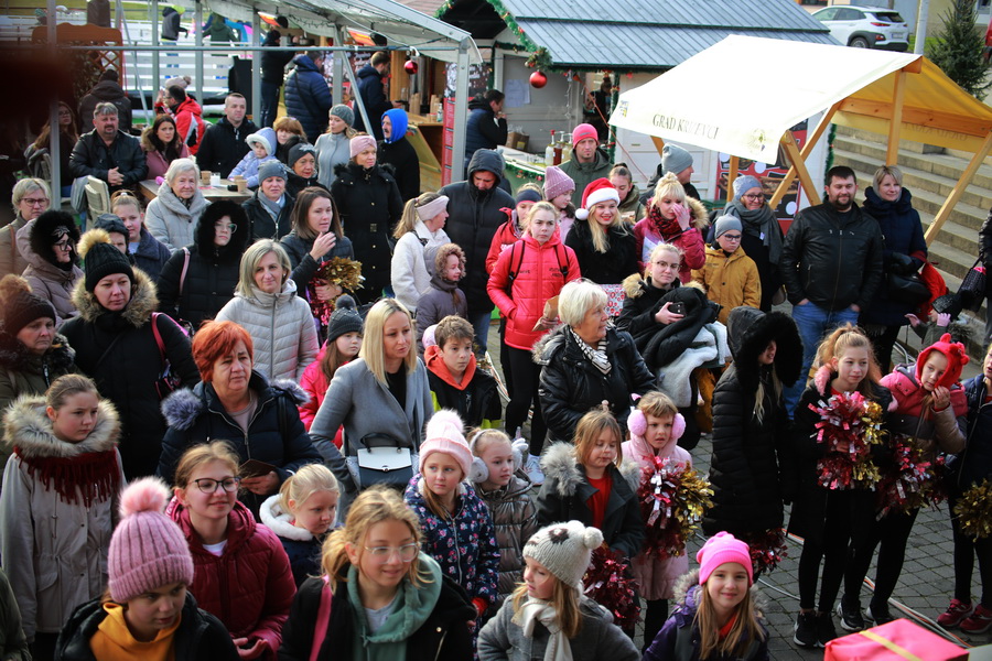 adventski-ples-2021-37