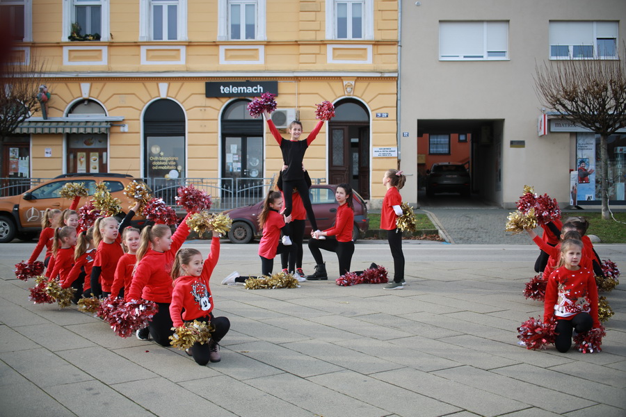 adventski-ples-2021-52