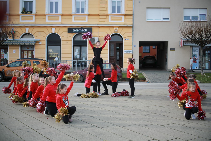 adventski-ples-2021-53