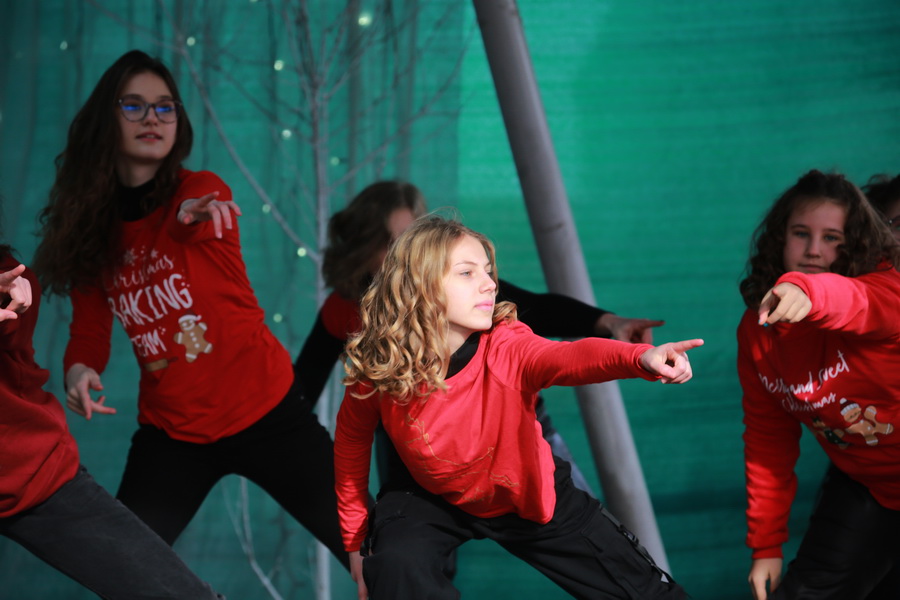 adventski-ples-2021-64