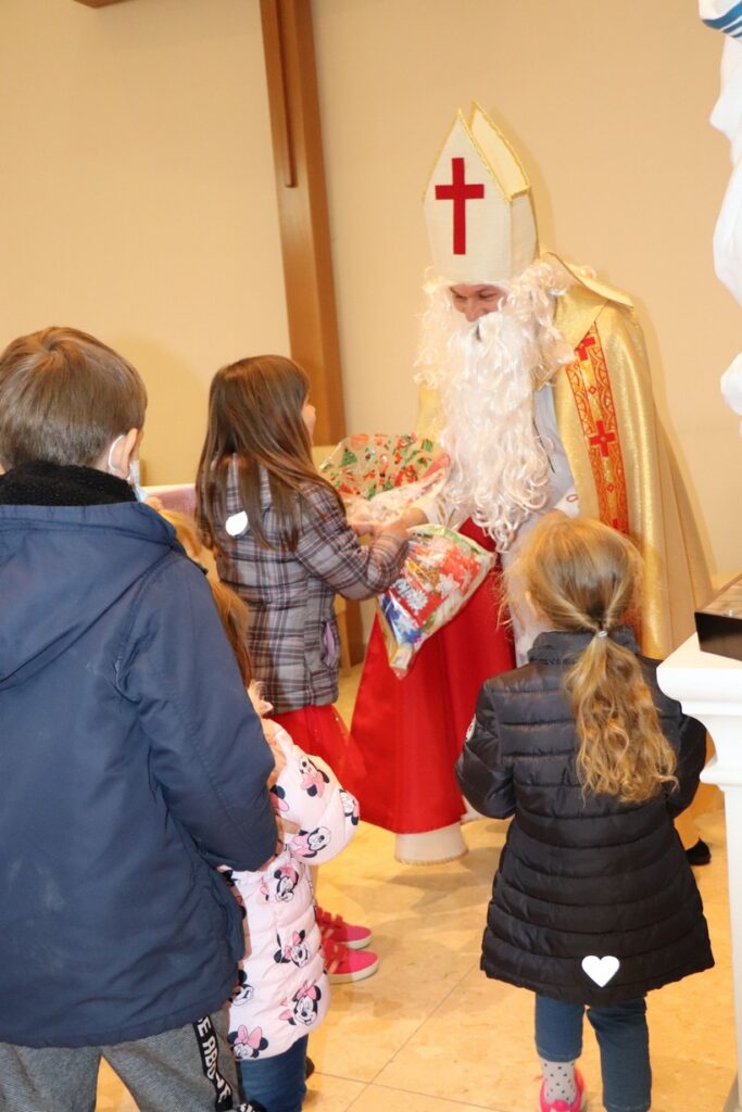 dvd starigrad sveti nikola (4)-min