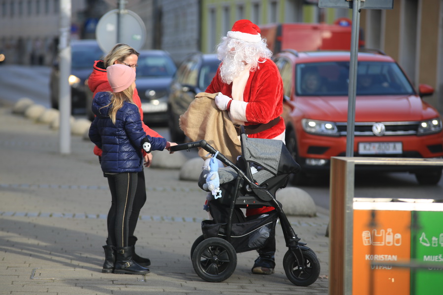 kocija-djeda-bozicnjaka-01