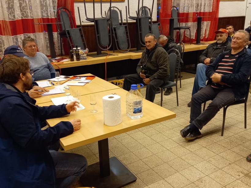 KUŠANJE MLADIH VINA U PRESEKI Vinogradari ponudili 40 bijelih i 3 crna vina; po prvi puta i tri rakije