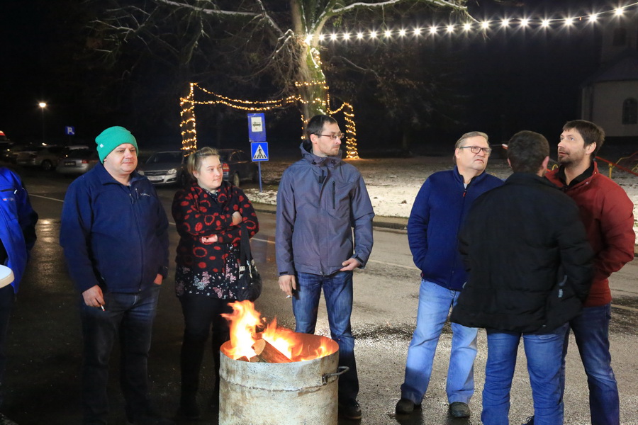 moto-mrazevi-kapela-01