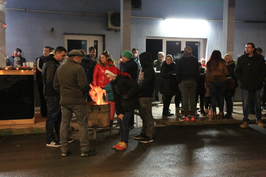 moto-mrazevi-kapela-02