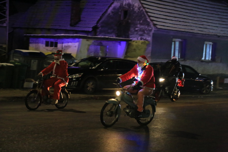 moto-mrazevi-kapela-06