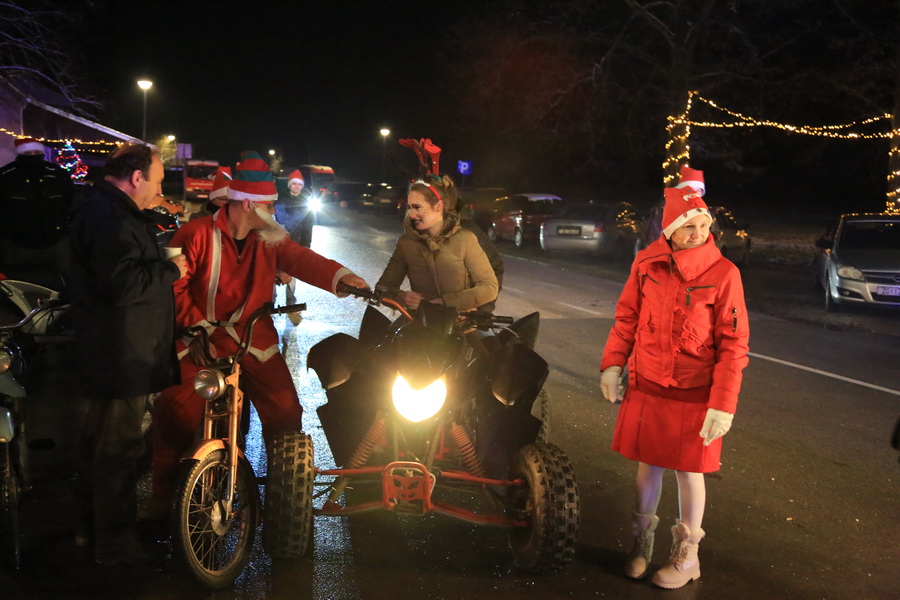 moto-mrazevi-kapela-08