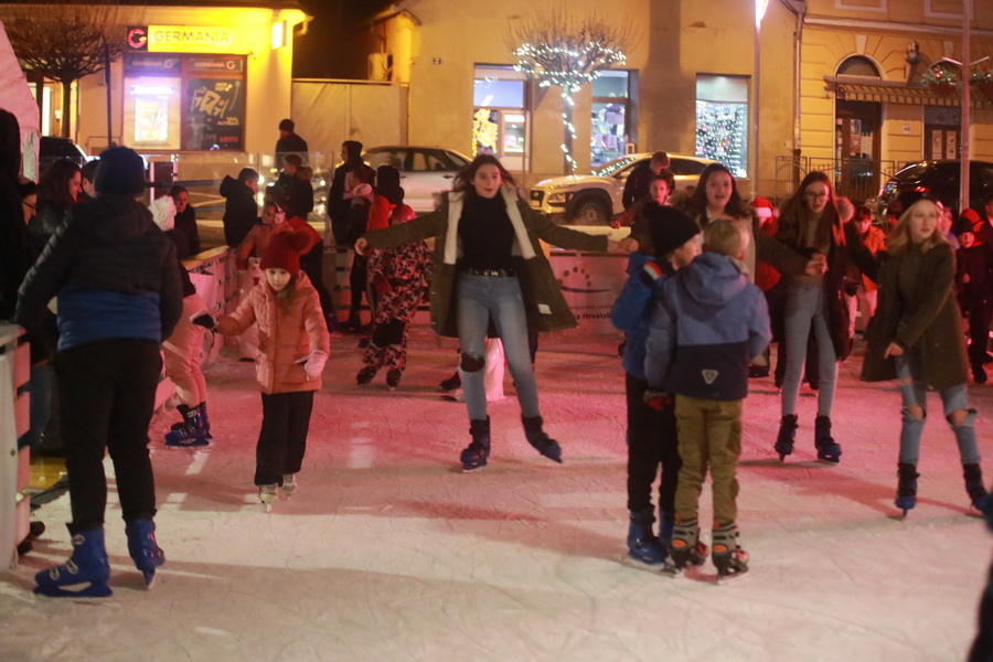 petak-advent-10-12-01