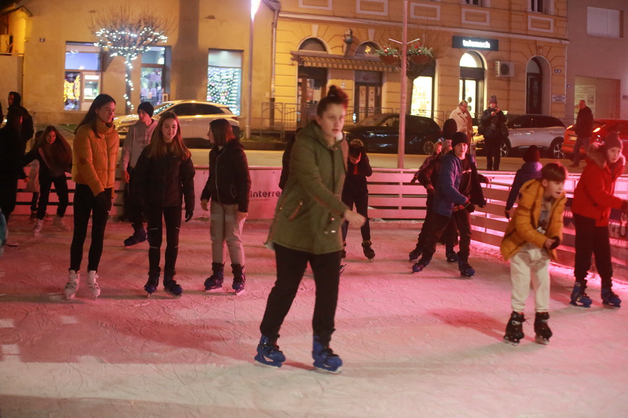 petak-advent-10-12-03