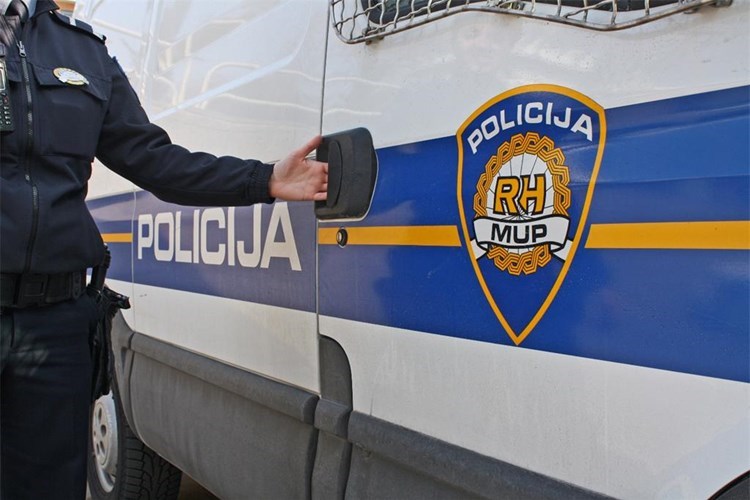 Uskok i policija oglasili se o uhićenju vukovarsko-srijemskog župana i više policajaca