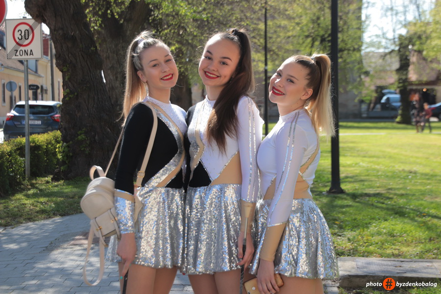 review-2021-001_resize