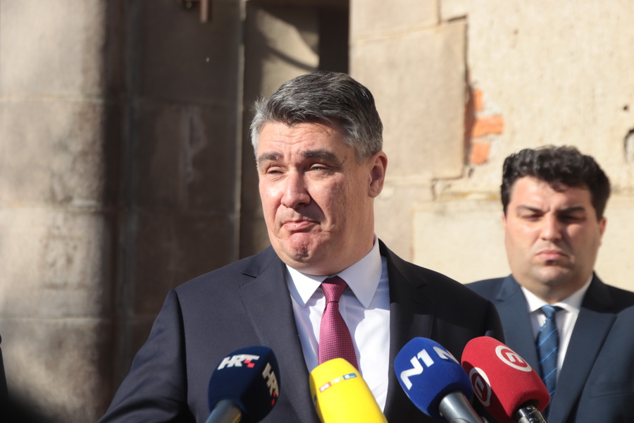 review-2021-017_resize