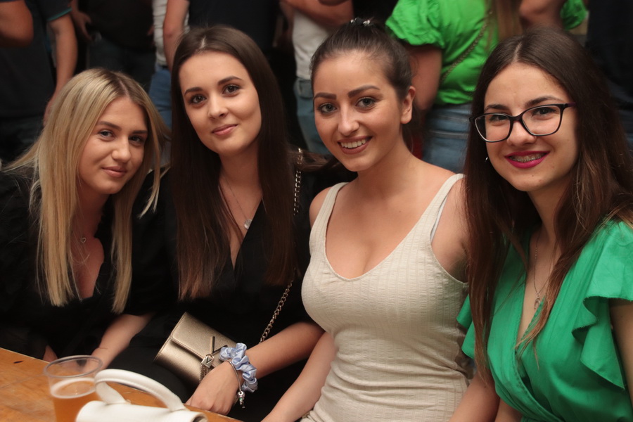 review-2021-030_resize