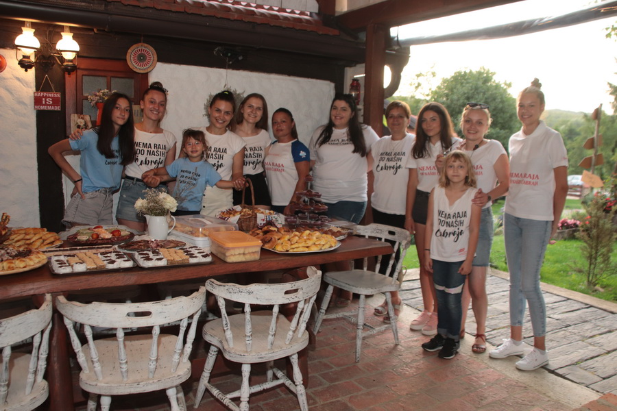 review-2021-048_resize