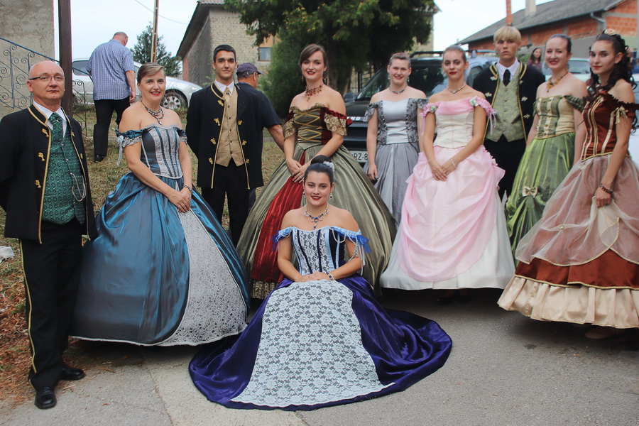 review-2021-053_resize