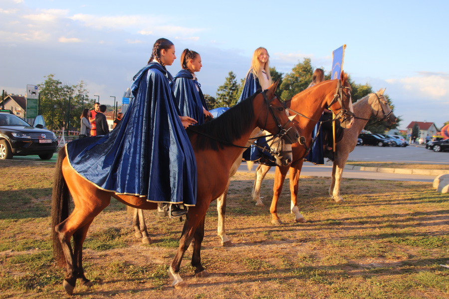 review-2021-055_resize