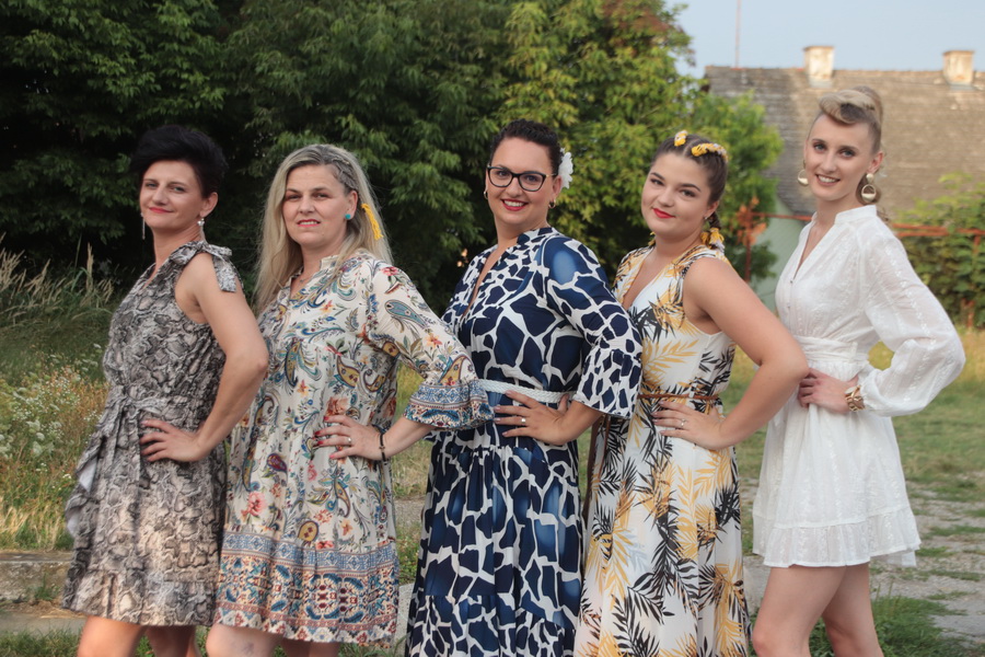 review-2021-056_resize